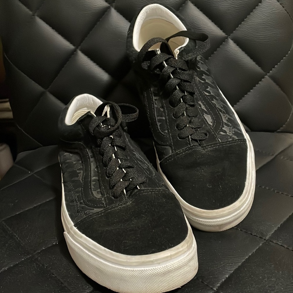 •VANS•